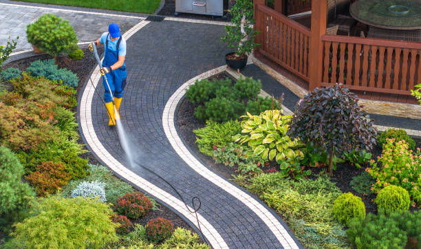 Best Deck Pressure Washing  in Garden City Park, NY